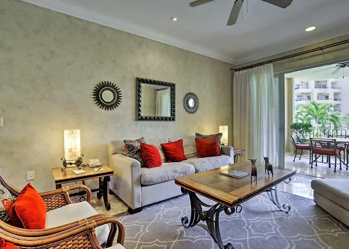 Holiday home La Condo: Pools, Hot Tub, & Balcony