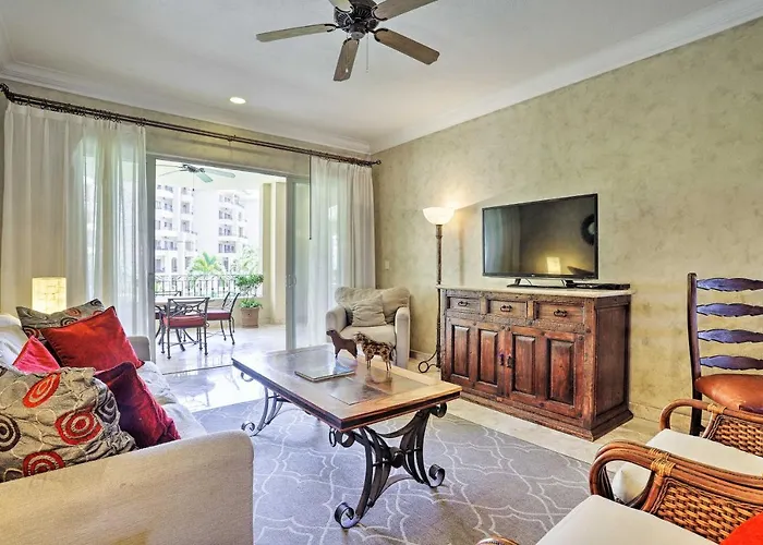 La Condo: Pools, Hot Tub, & Balcony Holiday home