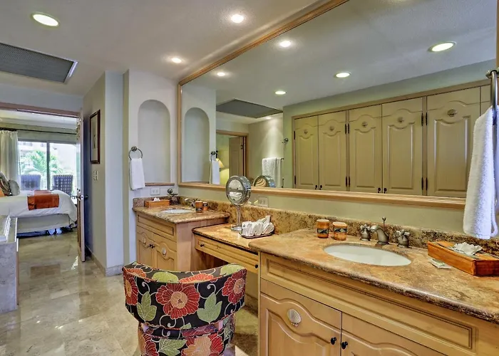 Holiday home La Condo: Pools, Hot Tub, & Balcony Cabo San Lucas